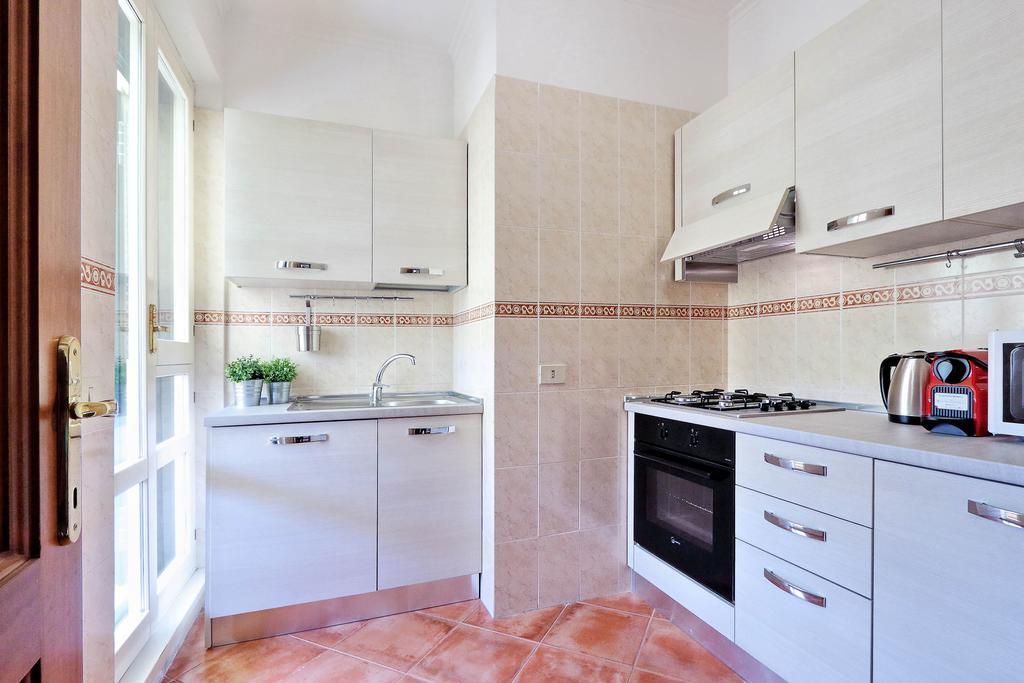 Mecenate Charme Apartment Rome Buitenkant foto
